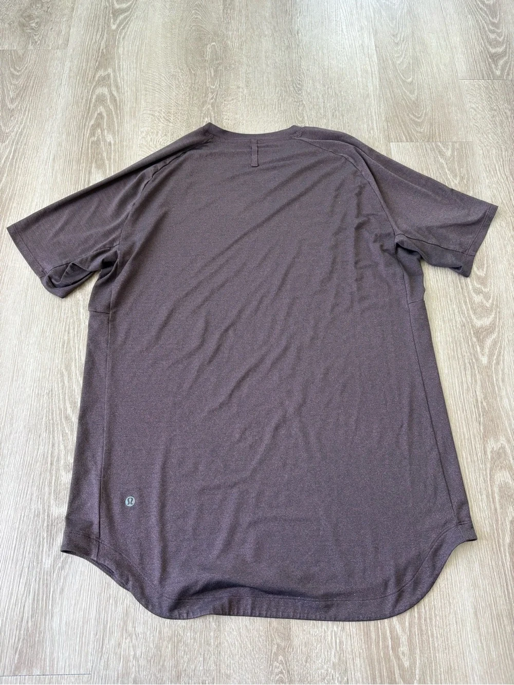 lululemon athletica Men's Short Sleeve Crew in Deep Brown